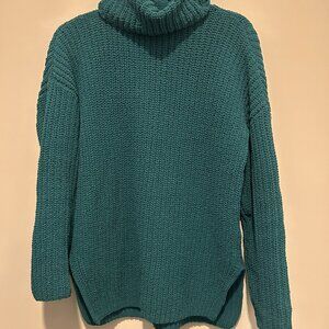 oversized teal blue turtleneck sweater from Abercrombie size XXS